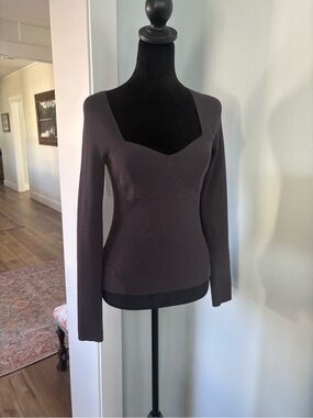 House of Harlow 1960 Long Sleeve Sweetheart Neck Knit Top sweater - gray